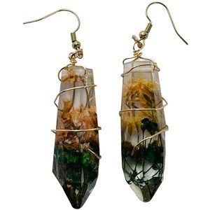Yellow & green floral resin crystal shaped dangle earrings NEW